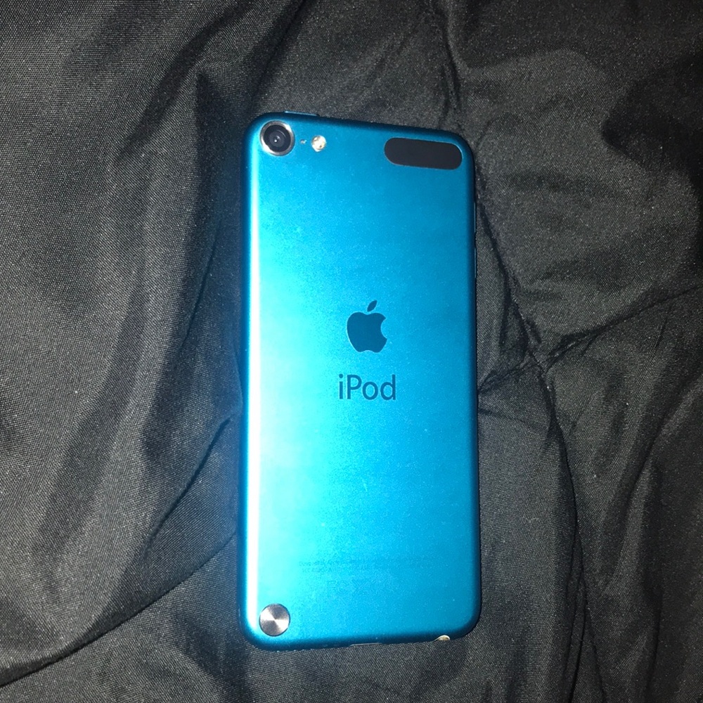 Apple iPod Touch 5th Generation 32GB